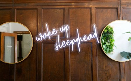 Custom Neon Signs: Light Up Your Style with Personalized Brilliance